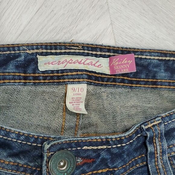 Aeropostale Women’s Hailey,  Skinny Flare Distressed Denim Jeans, Size 9/10 Long - Picture 3 of 7